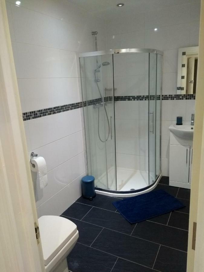 Clifton Apartment Luton  Dış mekan fotoğraf